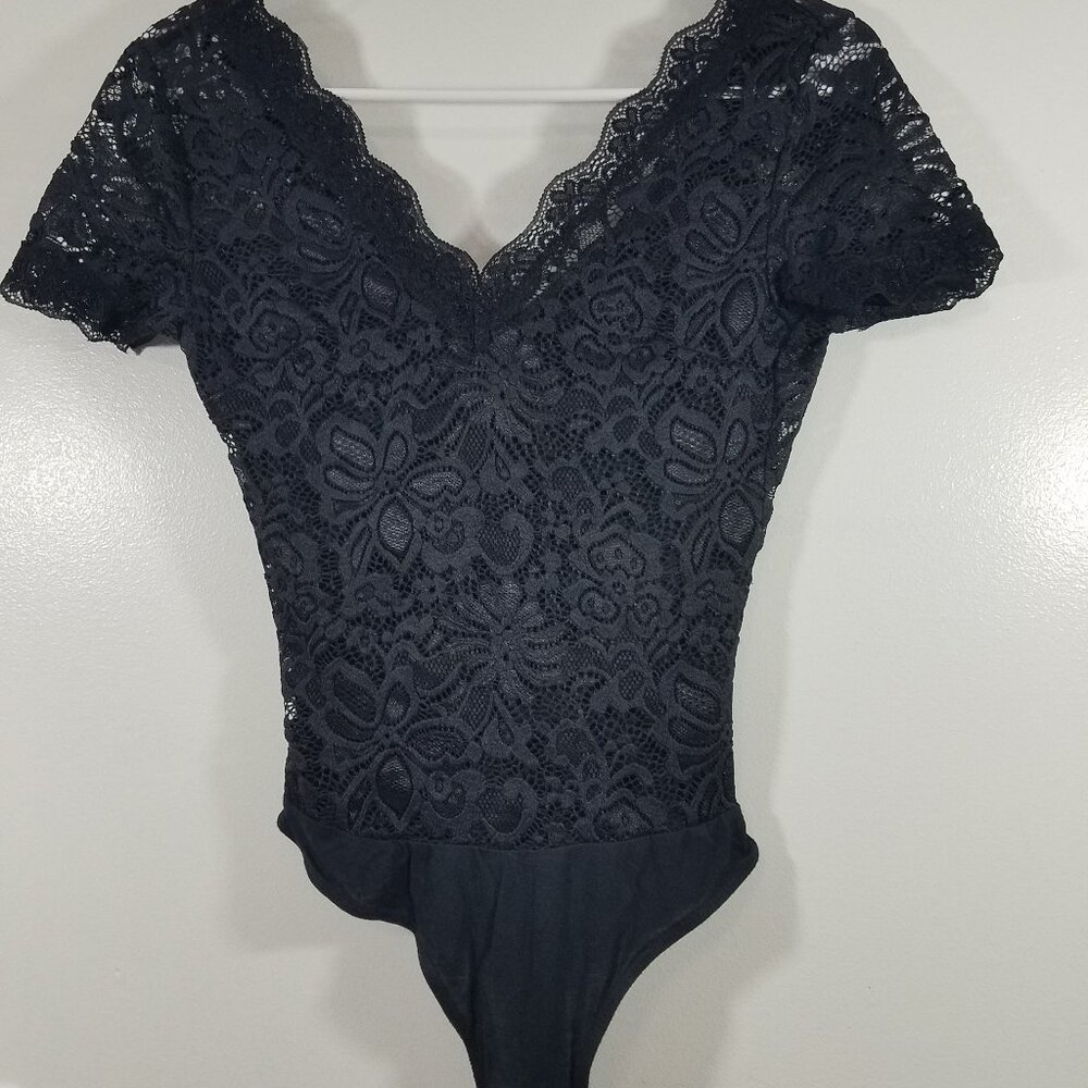 Wax Jean Bodysuit Black Lace Stretch size Small 29" Blust 26" length V-neck